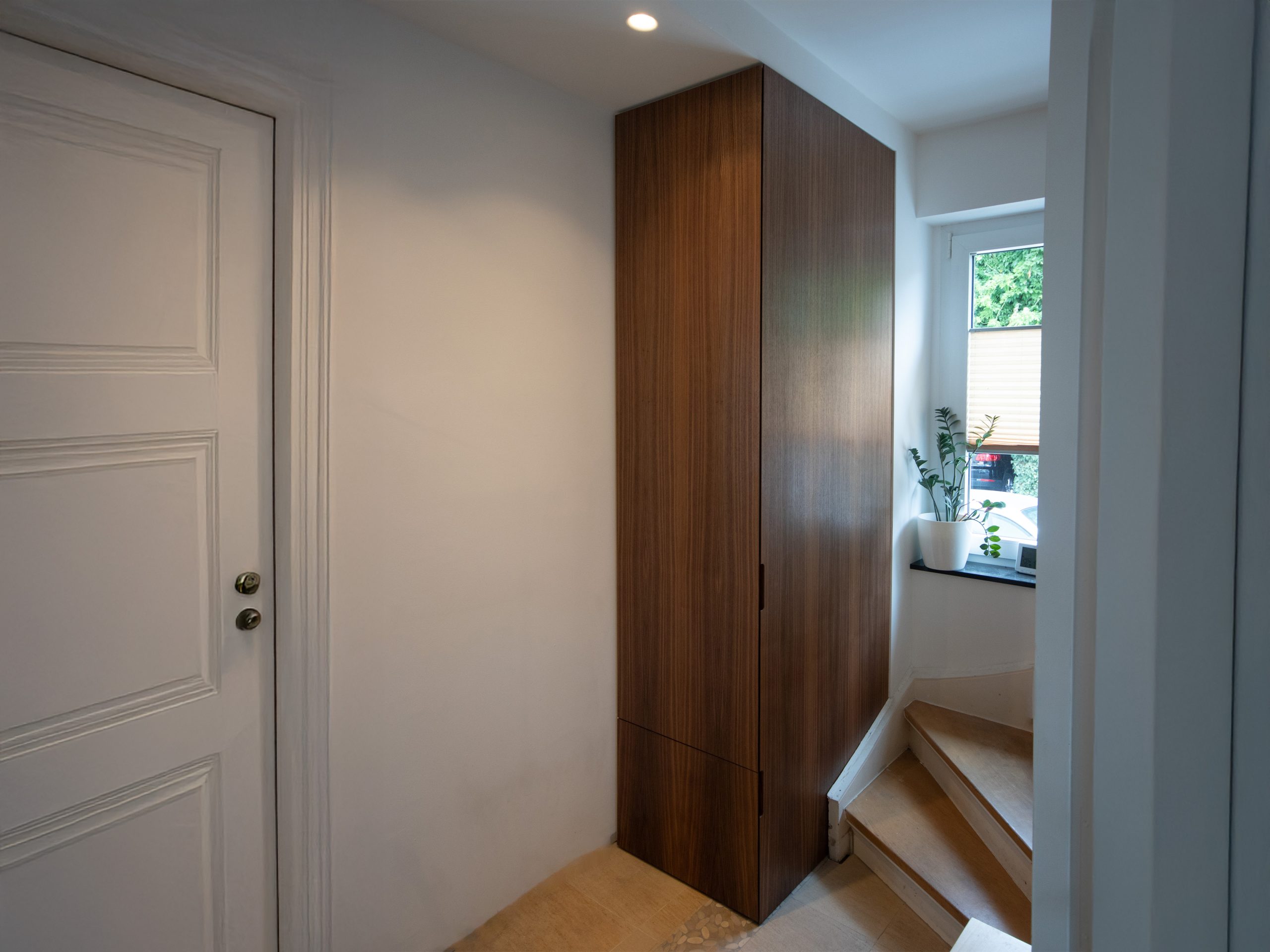 Nussbaum Garderobe zum Rausziehen